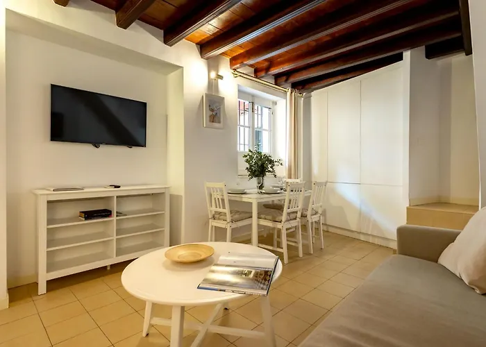 Charming 2 Bedroom Apartment At Plaza El Salvador By Ocityzen